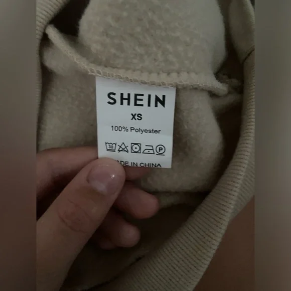 SHEIN Christmas crewneck - Picture 3 of 3